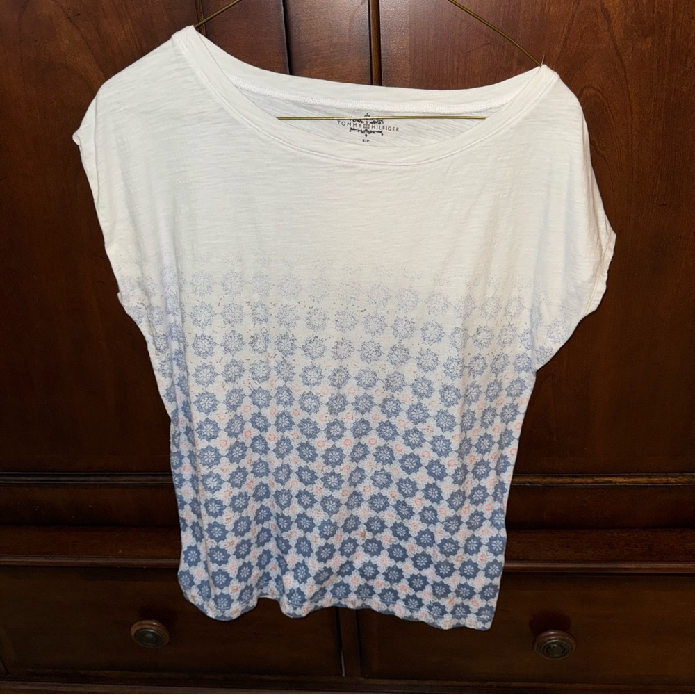 Tommy Hilfiger White and Blue Floral Tee